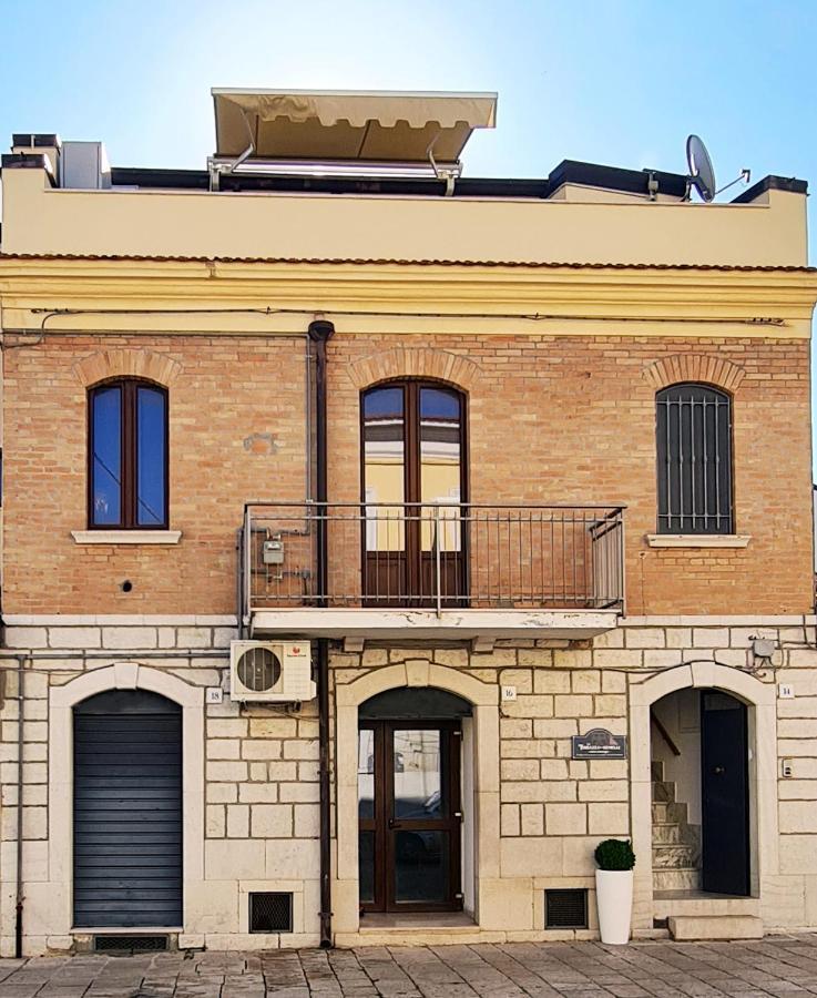 La Terrazza Dei Gemelli - Casa Vacanze Venosa Eksteriør billede