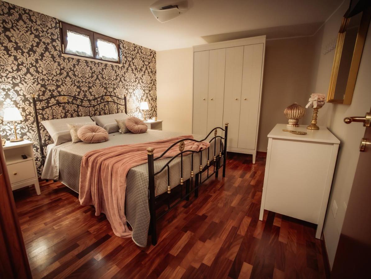 La Terrazza Dei Gemelli - Casa Vacanze Venosa Eksteriør billede